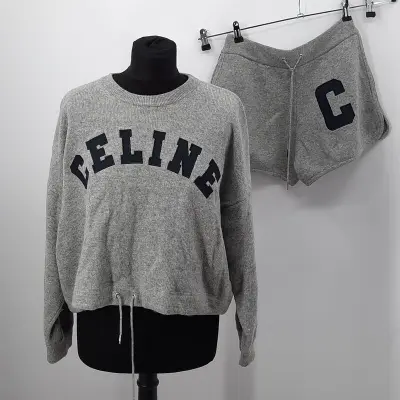 Trui en korte broek, maat M, Celine – kavel bij Domeinen Roerende Zaken, Groningen