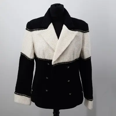 Blazer, maat 38, Chanel – kavel bij Domeinen Roerende Zaken, Groningen