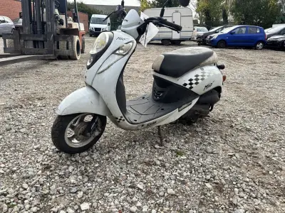 Bromfiets Sym – kavel bij Hammertime