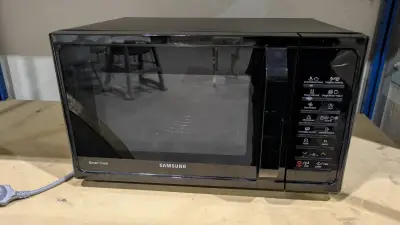 Een SAMSUNG-magnetron – kavel bij Auctionline, Anderlecht
