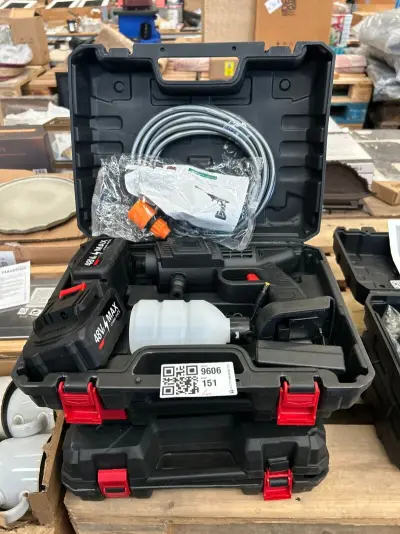 6x Accu hogedrukreiniger 48V MAX met accu's en accessoires in koffer – kavel bij Onlineveilingmeester, Hoogeveen