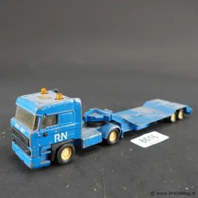 Matchbox Super Kings K-126 DAF Space Cab Transporter ('Royal Navy') uit 1986 – kavel bij ProVeiling, Wageningen