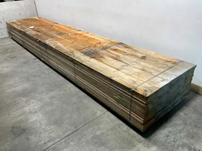 10x Vuren plank geschaafd - 600x23,5x3,8cm – kavel bij XL Auctions