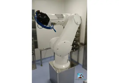 Industriële robot – kavel bij Clicpublic