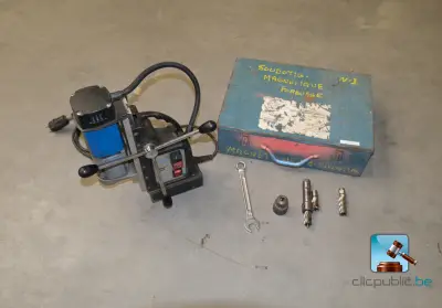 Magnetische boor – kavel bij Clicpublic