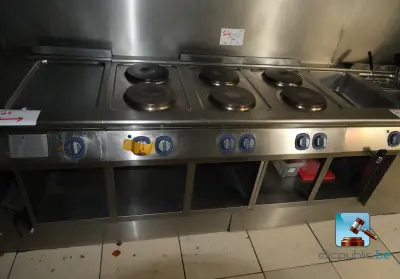Gas kookpiano – kavel bij Clicpublic, Boussu