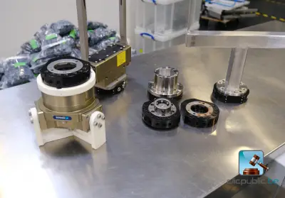 Set gereedschapshouders voor robots – kavel bij Clicpublic