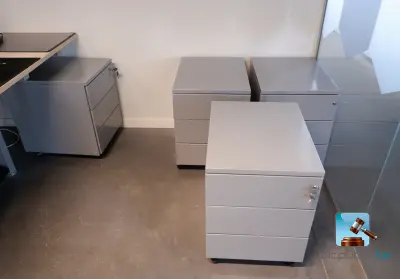 Set ladeblokken – kavel bij Clicpublic, Charleroi