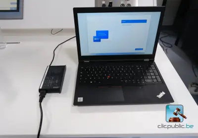 Laptopcomputer – kavel bij Clicpublic, Les Bons Villers