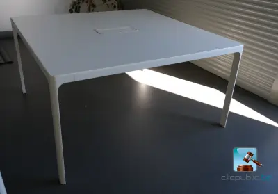 Vergadertafel – kavel bij Clicpublic