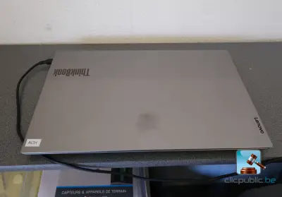 Laptopcomputer – kavel bij Clicpublic, Les Bons Villers