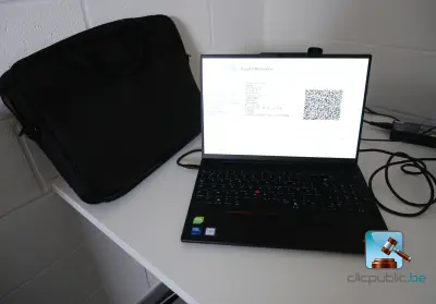 Laptopcomputer – kavel bij Clicpublic, Les Bons Villers