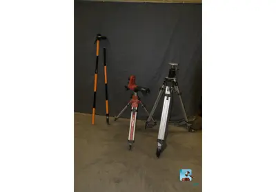Set laserstatieven – kavel bij Clicpublic