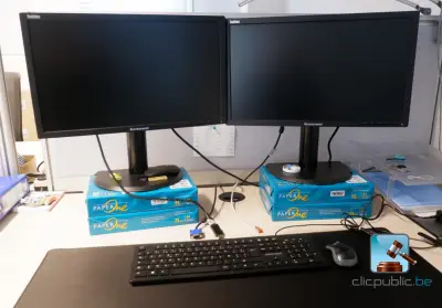 Batch van hardware – kavel bij Clicpublic, Charleroi