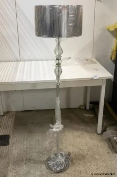 Vloerlamp – kavel bij ProVeiling, Ter