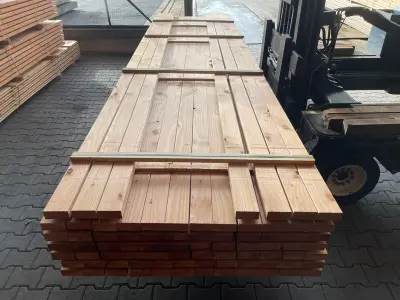 Ca. 36x Douglas Balken Geschaafd, 40x90mm, lengte 430cm – kavel bij Onlineveilingmeester