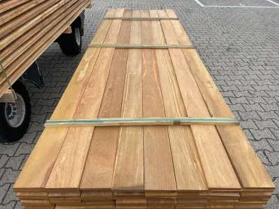 Ca. 76x Pakoeli Planken Geschaafd, 16x140mm, lengte 350cm – kavel bij Onlineveilingmeester