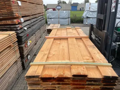 Ca. 72x Douglas Wisselsponning/halfhoutsrabat, 18x190mm, lengte 300cm – kavel bij Onlineveilingmeester