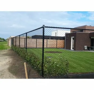 25 meter Hekwerk kleur zwart 180 cm hoog – kavel bij Belga Veilingen