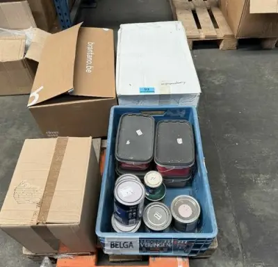 Pallet varia – kavel bij Belga Veilingen, Lummen