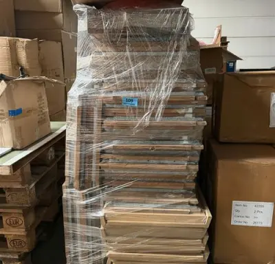 ± 60 Houten planken – kavel bij Belga Veilingen, Lummen