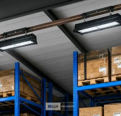 6 x LED Industriële Hanglamp 100W – 6400K Koud Wit - Zwart – IP20 – PYRAMID-100 – kavel bij Belga Veilingen