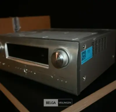 DENON AV-ontvanger/versterker – kavel bij Belga Veilingen, Museum M