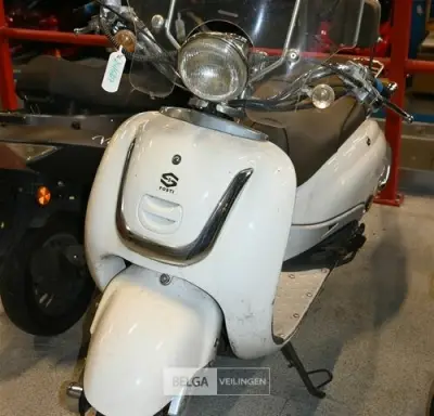 Scooter – kavel bij Belga Veilingen, Scooters