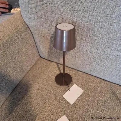 DE WEHLSE Tafellamp – kavel bij ProVeiling, Wehl
