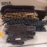 Blouses en kleedjes maat 38. 5 stuks – kavel bij BOPA Auctions, Ieper