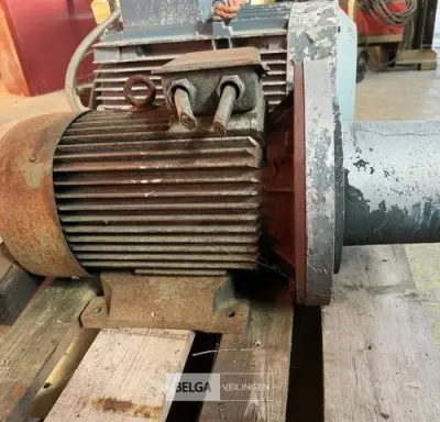 Industriële elektromotor VEM – kavel bij Belga Veilingen, Zonhoven