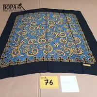 Zijden sjaal Givenchy – kavel bij BOPA Auctions, Hooglede