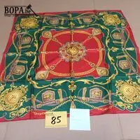 Zijden sjaal Erre – kavel bij BOPA Auctions, Hooglede