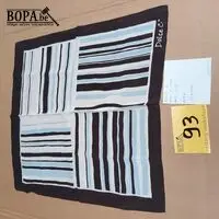 Zijden sjaal Dolce C – kavel bij BOPA Auctions, Hooglede