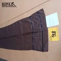 Zijden sjaal – kavel bij BOPA Auctions, Hooglede