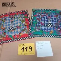 Louis Féraud Mouchoir. 2 stuks – kavel bij BOPA Auctions, Hooglede