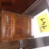 Miniatuur antieke kast – kavel bij BOPA Auctions, Hooglede