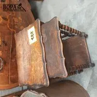 Nesttafeltjes. 2 stuks – kavel bij BOPA Auctions, Hooglede