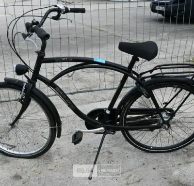 Oude herenfiets – kavel bij Belga Veilingen, Hasselt