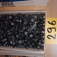 Doos met retro knopen – kavel bij BOPA Auctions, Hooglede