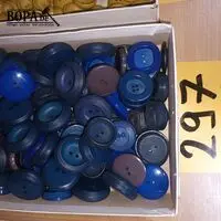 Doos met retro knopen – kavel bij BOPA Auctions, Hooglede