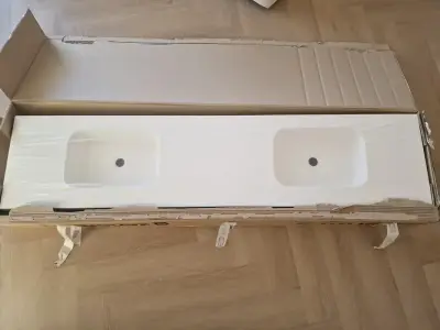 2x Wastafelblad, Zenon, Solid Surface NIZA45 SO G.WHT, Wit, 2025 – kavel bij Onlineveilingmeester, Heerenveen