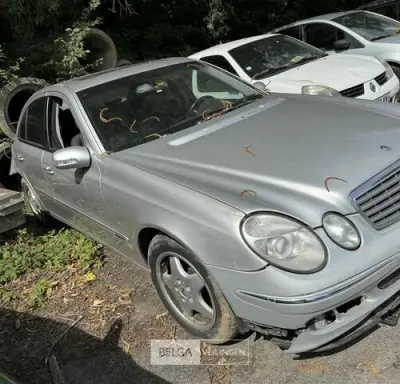 MERCEDES, enkel voor vergunninghouders en erkende centra voor verschrotting – kavel bij Belga Veilingen, Lokaal Bestuur Ronse