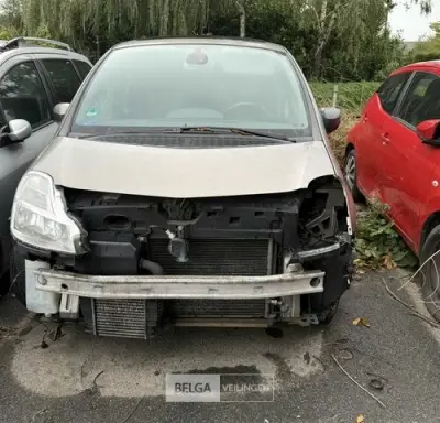 RENAULT MODUS, enkel voor vergunninghouders en erkende centra voor verschrotting – kavel bij Belga Veilingen, Lokaal Bestuur Ronse