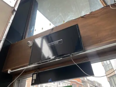 Televisietoestel SAMSUNG – kavel bij VH Auctions