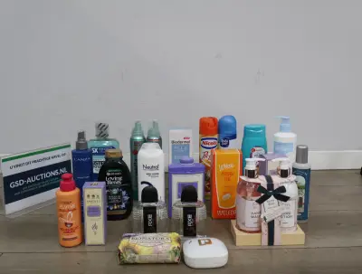 Diverse verzorgings-en schoonheidsproducten – kavel bij GSD Auctions, Zoeterwoude
