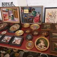 Kaders met geweven doek. 24 stuks – kavel bij BOPA Auctions, Hooglede