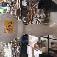 Bloempot op sokkel – kavel bij BOPA Auctions, Hooglede