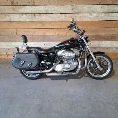 Motor, Harley Davidson, Sportster 883 SuperLow, Zwart, 2013 – kavel bij Onlineveilingmeester, Heerenveen