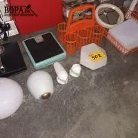 Retro huisraad en lampen. 12 stuks – kavel bij BOPA Auctions, Hooglede